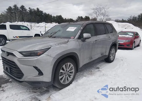 2024 Toyota Grand Highlander Platinum z USA, uszkodzony, nr VIN 5TDAAAB53RS057934
